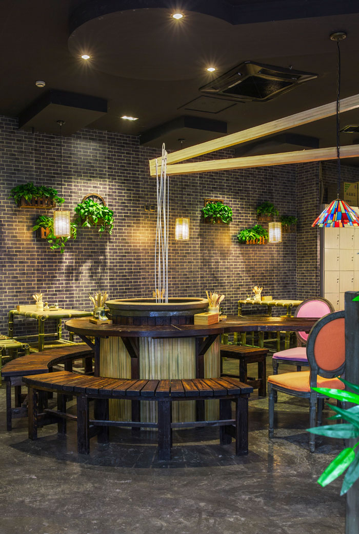 100平方中餐厅环形餐桌混搭风格装修设计方案效果图