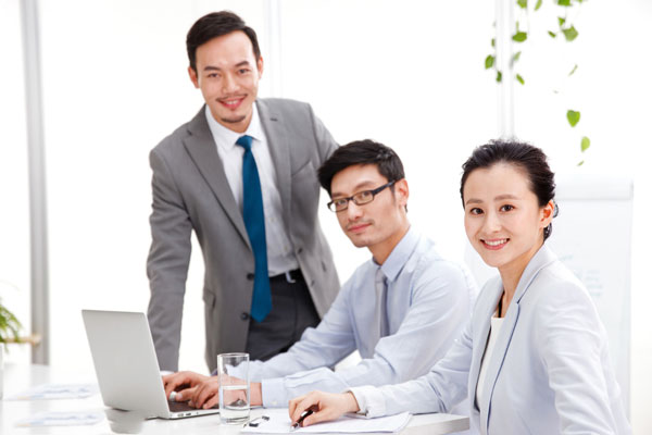 背靠背的办公桌间距多少合适