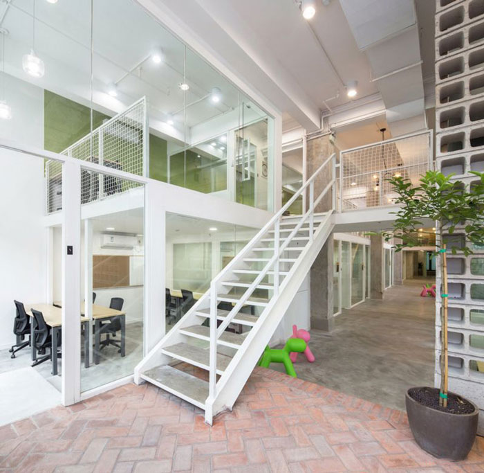 工厂改造办公室楼梯装修设计效果图