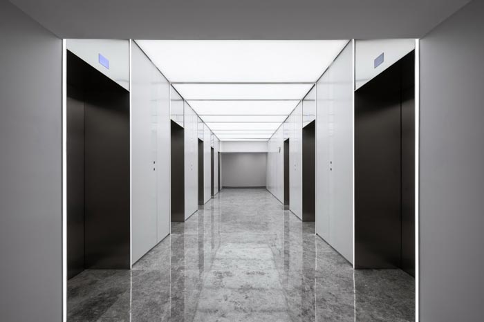上海宝钢办公楼电梯间设计方案
